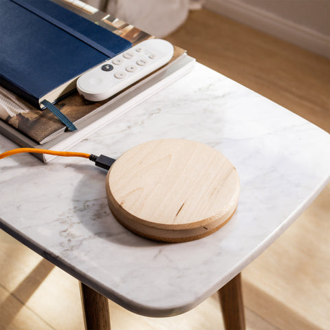 Modhaus Wireless Charging pad in Maple wood