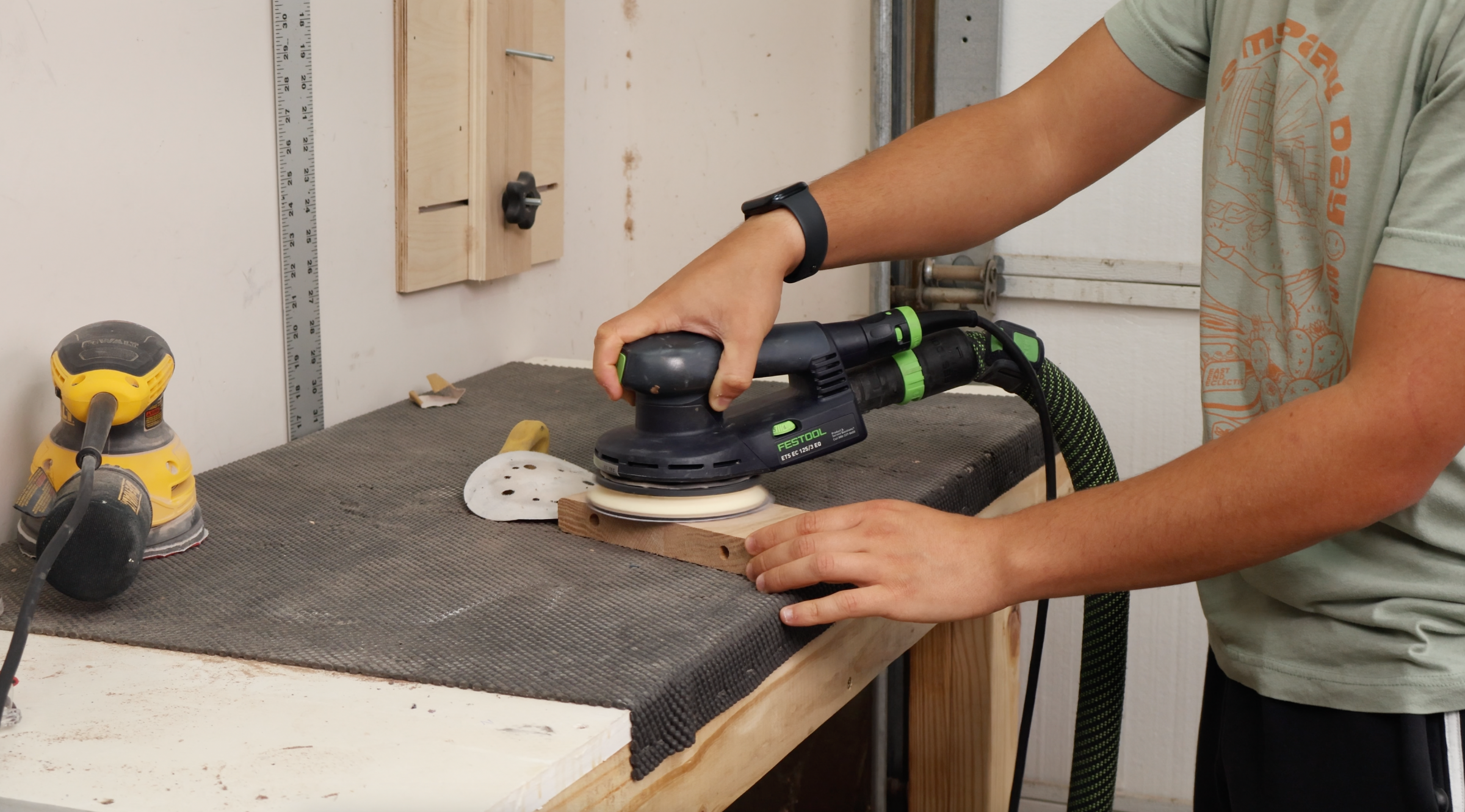 Sanding the Modhaus Desk Shelf legs