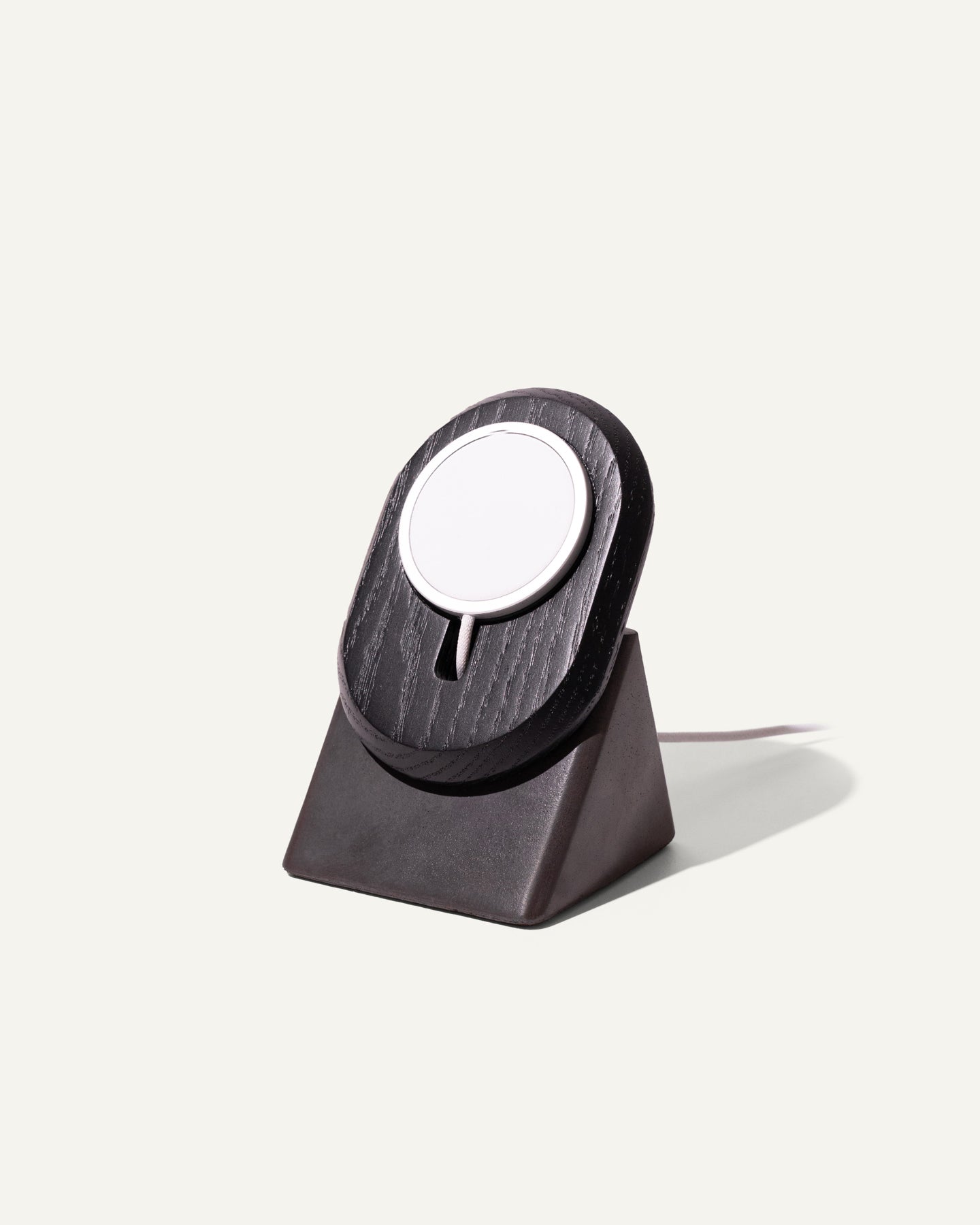 Modhaus upright phone stand for magsafe